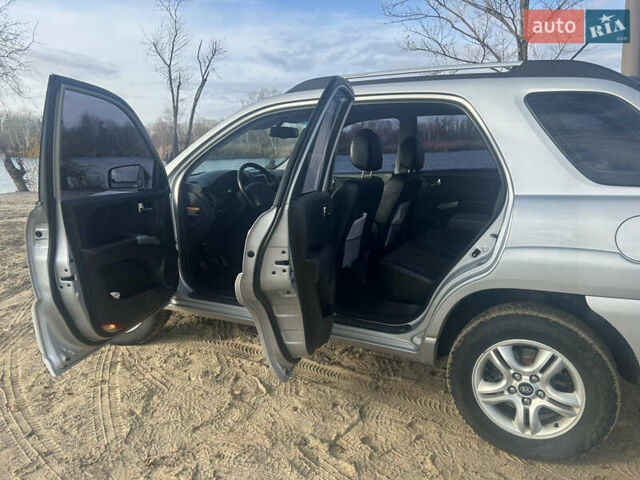 Сірий Кіа Sportage, об'ємом двигуна 2 л та пробігом 187 тис. км за 8500 $, фото 7 на Automoto.ua