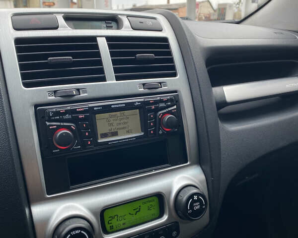 Серый Киа Sportage, объемом двигателя 2 л и пробегом 236 тыс. км за 7550 $, фото 8 на Automoto.ua