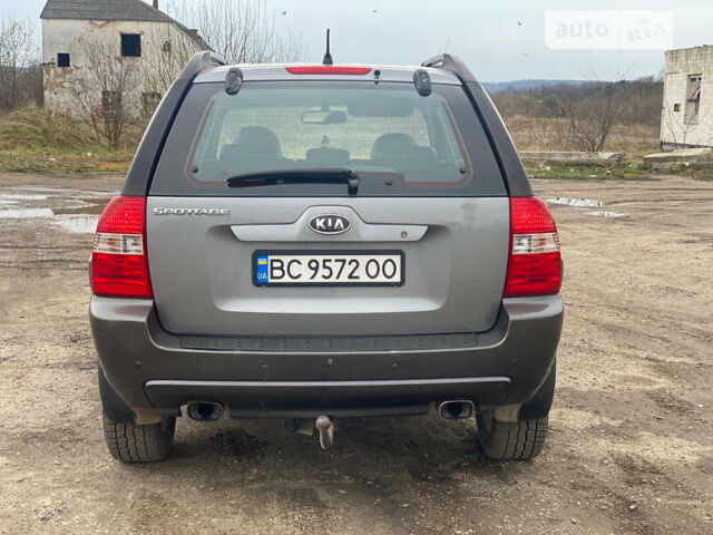 Серый Киа Sportage, объемом двигателя 2 л и пробегом 232 тыс. км за 7500 $, фото 2 на Automoto.ua