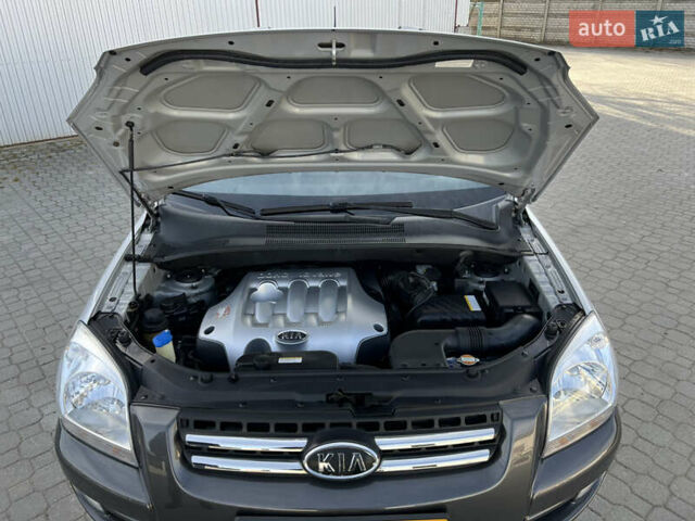 Сірий Кіа Sportage, об'ємом двигуна 2 л та пробігом 162 тис. км за 6950 $, фото 38 на Automoto.ua