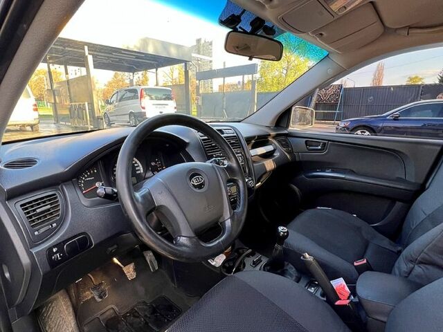 Сірий Кіа Sportage, об'ємом двигуна 2 л та пробігом 255 тис. км за 8200 $, фото 10 на Automoto.ua