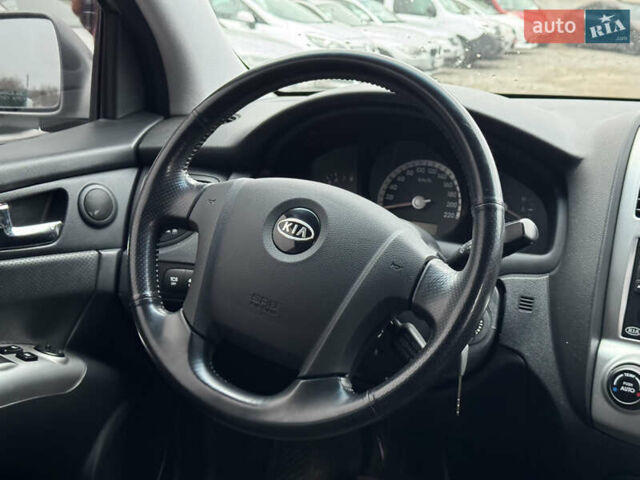 Сірий Кіа Sportage, об'ємом двигуна 1.98 л та пробігом 236 тис. км за 7999 $, фото 15 на Automoto.ua