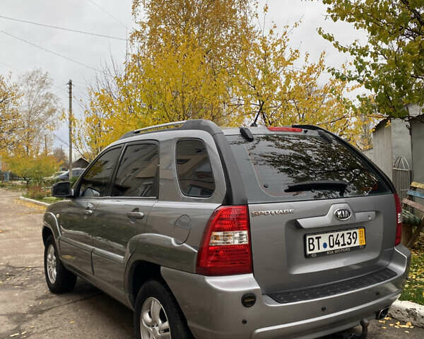 Серый Киа Sportage, объемом двигателя 2 л и пробегом 236 тыс. км за 7550 $, фото 7 на Automoto.ua