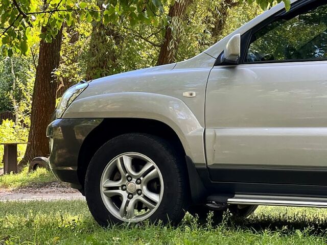 Сірий Кіа Sportage, об'ємом двигуна 2 л та пробігом 255 тис. км за 8200 $, фото 12 на Automoto.ua