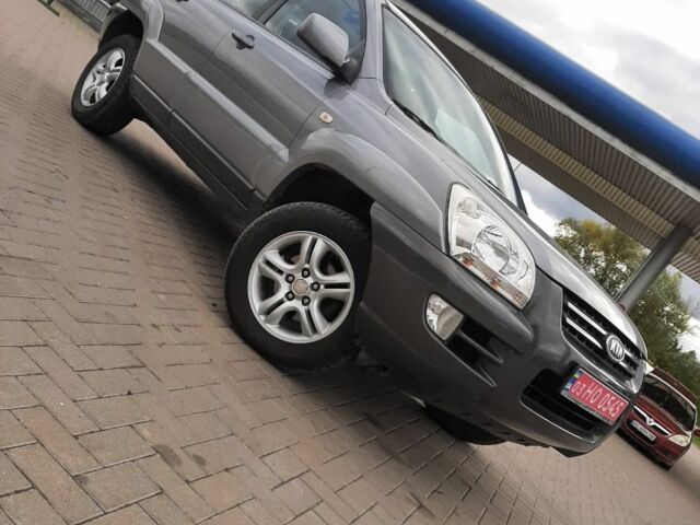 Серый Киа Sportage, объемом двигателя 2 л и пробегом 240 тыс. км за 6599 $, фото 4 на Automoto.ua