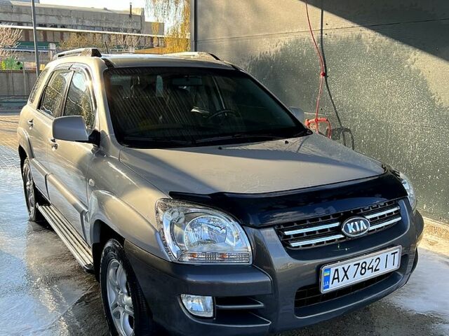 Сірий Кіа Sportage, об'ємом двигуна 2 л та пробігом 255 тис. км за 8200 $, фото 3 на Automoto.ua