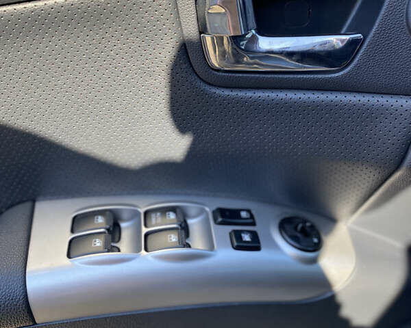 Серый Киа Sportage, объемом двигателя 1.98 л и пробегом 267 тыс. км за 8600 $, фото 12 на Automoto.ua