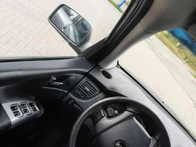 Серый Киа Sportage, объемом двигателя 2 л и пробегом 240 тыс. км за 6599 $, фото 9 на Automoto.ua