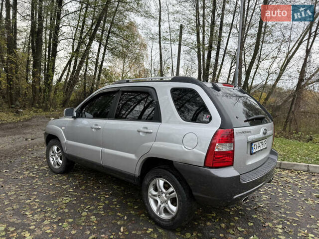 Серый Киа Sportage, объемом двигателя 1.99 л и пробегом 350 тыс. км за 6700 $, фото 4 на Automoto.ua