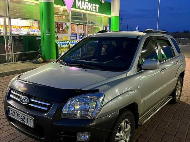 Сірий Кіа Sportage, об'ємом двигуна 2 л та пробігом 255 тис. км за 8200 $, фото 1 на Automoto.ua