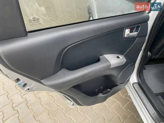 Серый Киа Sportage, объемом двигателя 2 л и пробегом 212 тыс. км за 8350 $, фото 24 на Automoto.ua