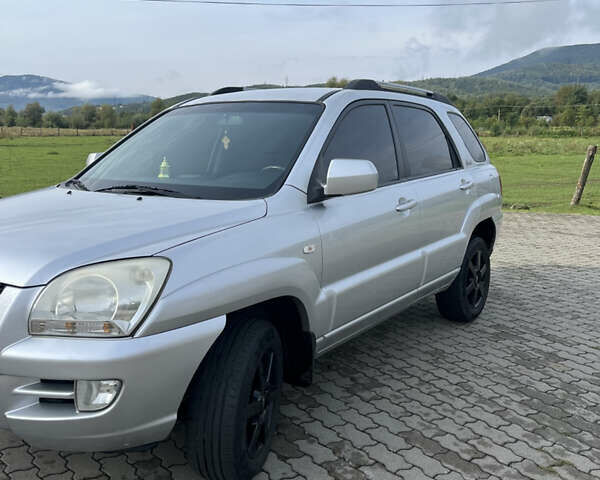 Сірий Кіа Sportage, об'ємом двигуна 1.99 л та пробігом 160 тис. км за 7800 $, фото 7 на Automoto.ua