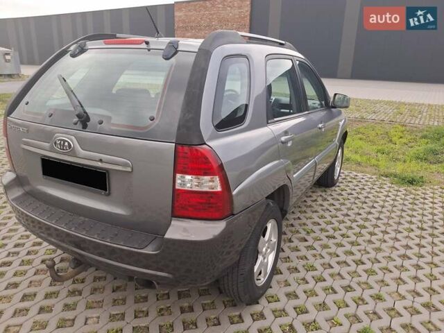 Серый Киа Sportage, объемом двигателя 2 л и пробегом 295 тыс. км за 8500 $, фото 45 на Automoto.ua