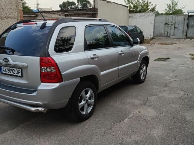 Серый Киа Sportage, объемом двигателя 2 л и пробегом 184 тыс. км за 8150 $, фото 4 на Automoto.ua