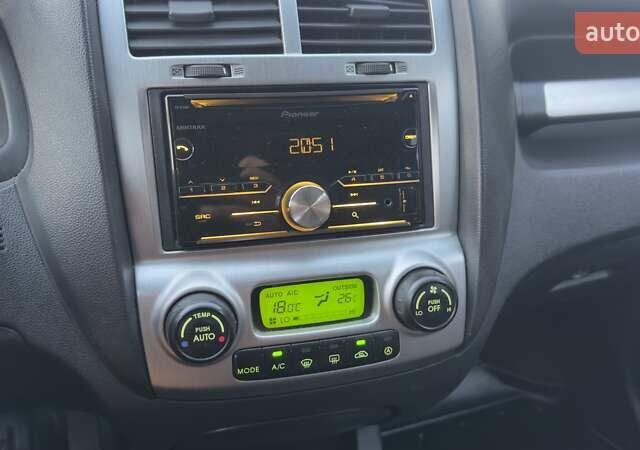 Серый Киа Sportage, объемом двигателя 2 л и пробегом 276 тыс. км за 7300 $, фото 12 на Automoto.ua