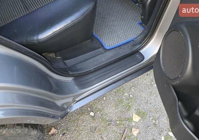 Серый Киа Sportage, объемом двигателя 1.99 л и пробегом 221 тыс. км за 8200 $, фото 10 на Automoto.ua