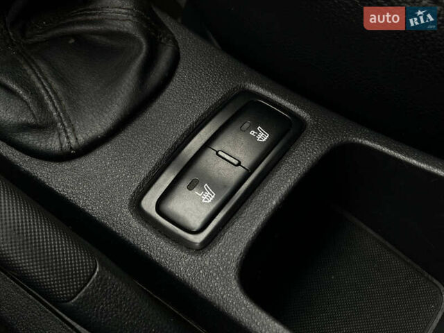 Серый Киа Sportage, объемом двигателя 0 л и пробегом 188 тыс. км за 9000 $, фото 25 на Automoto.ua