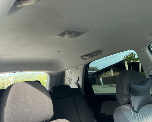 Сірий Кіа Sportage, об'ємом двигуна 1.99 л та пробігом 160 тис. км за 7800 $, фото 18 на Automoto.ua