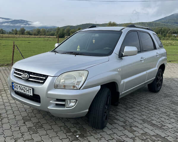 Сірий Кіа Sportage, об'ємом двигуна 1.99 л та пробігом 160 тис. км за 7800 $, фото 8 на Automoto.ua