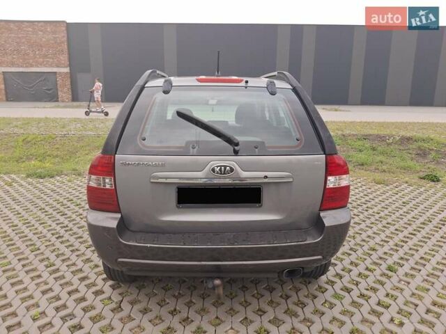Серый Киа Sportage, объемом двигателя 2 л и пробегом 295 тыс. км за 8500 $, фото 44 на Automoto.ua