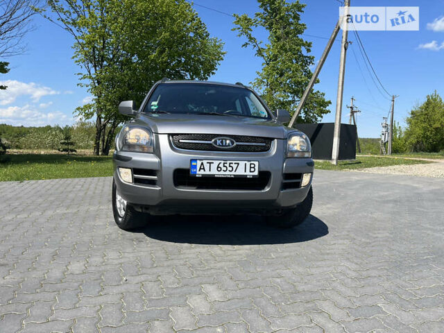 Сірий Кіа Sportage, об'ємом двигуна 2 л та пробігом 245 тис. км за 8450 $, фото 5 на Automoto.ua