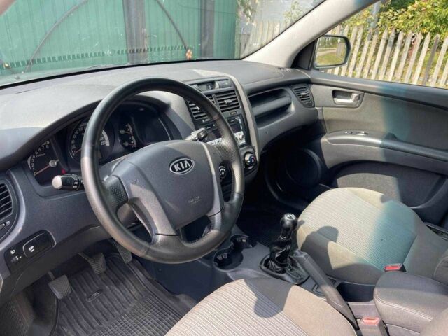 Серый Киа Sportage, объемом двигателя 2 л и пробегом 181 тыс. км за 7499 $, фото 16 на Automoto.ua