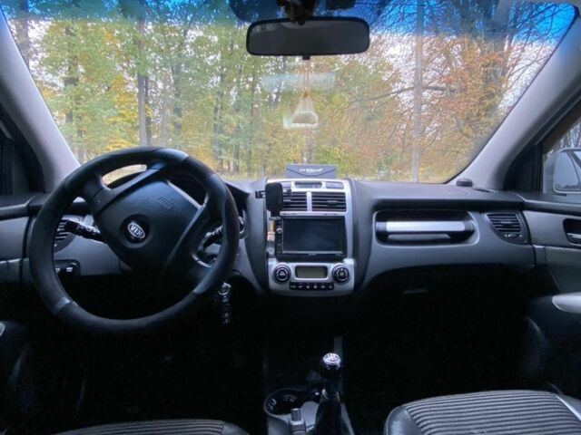Серый Киа Sportage, объемом двигателя 2 л и пробегом 168 тыс. км за 7900 $, фото 8 на Automoto.ua