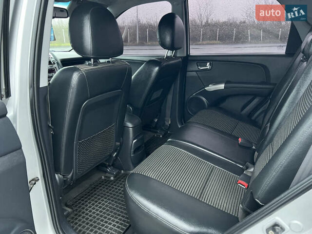 Серый Киа Sportage, объемом двигателя 2 л и пробегом 218 тыс. км за 8500 $, фото 19 на Automoto.ua