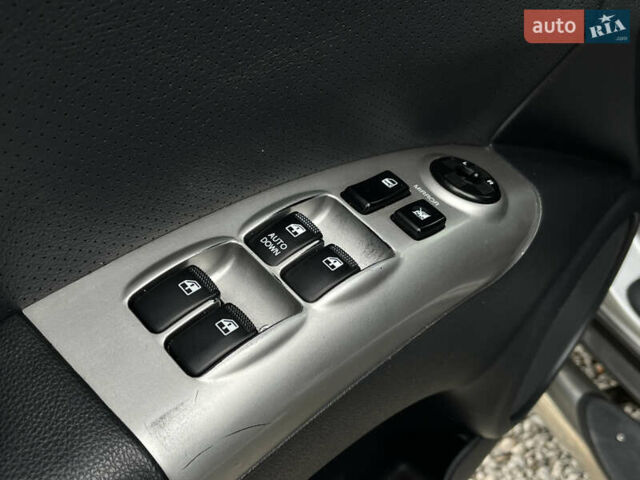 Серый Киа Sportage, объемом двигателя 0 л и пробегом 188 тыс. км за 9000 $, фото 11 на Automoto.ua