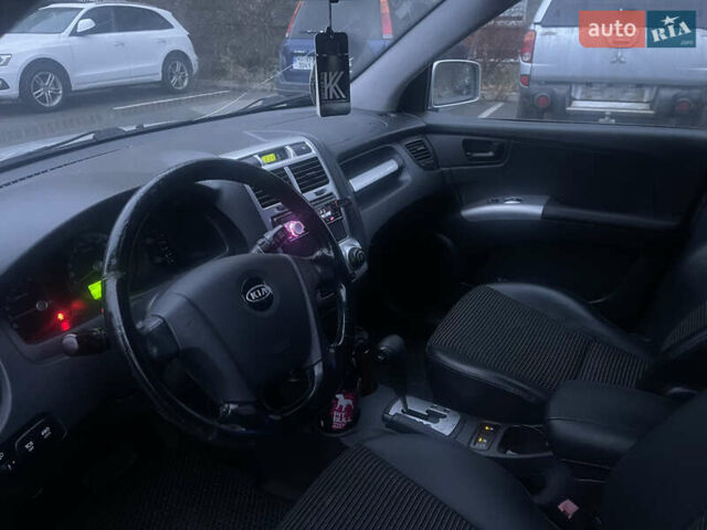 Серый Киа Sportage, объемом двигателя 1.99 л и пробегом 315 тыс. км за 8300 $, фото 14 на Automoto.ua