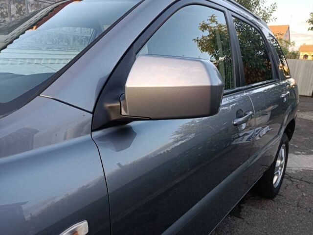 Серый Киа Sportage, объемом двигателя 2 л и пробегом 181 тыс. км за 7499 $, фото 12 на Automoto.ua