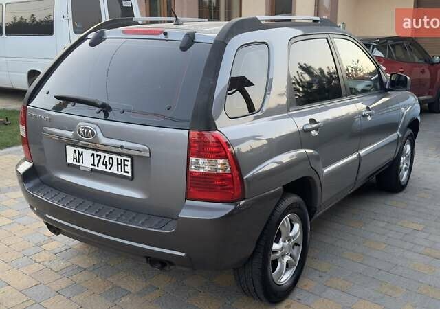 Серый Киа Sportage, объемом двигателя 2 л и пробегом 276 тыс. км за 7300 $, фото 3 на Automoto.ua