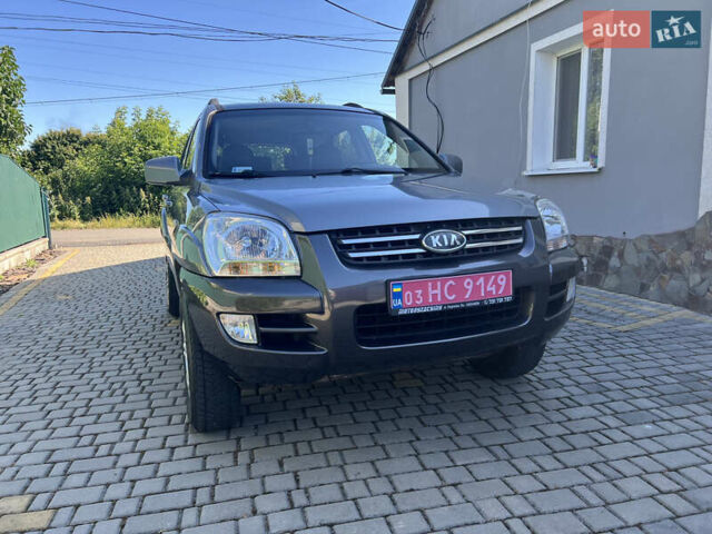 Серый Киа Sportage, объемом двигателя 2 л и пробегом 270 тыс. км за 6599 $, фото 1 на Automoto.ua