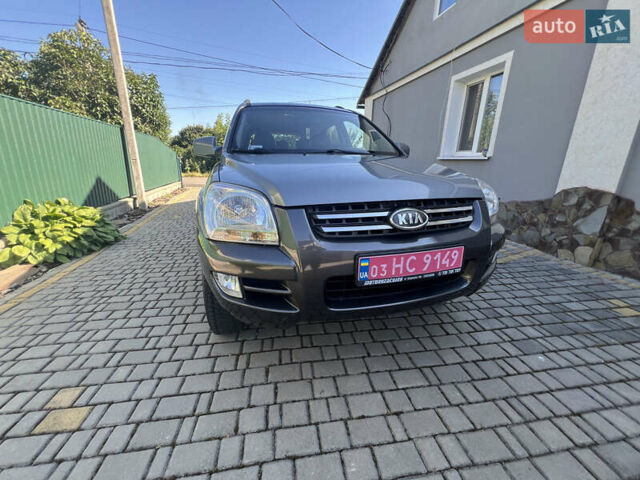 Серый Киа Sportage, объемом двигателя 2 л и пробегом 270 тыс. км за 6599 $, фото 5 на Automoto.ua