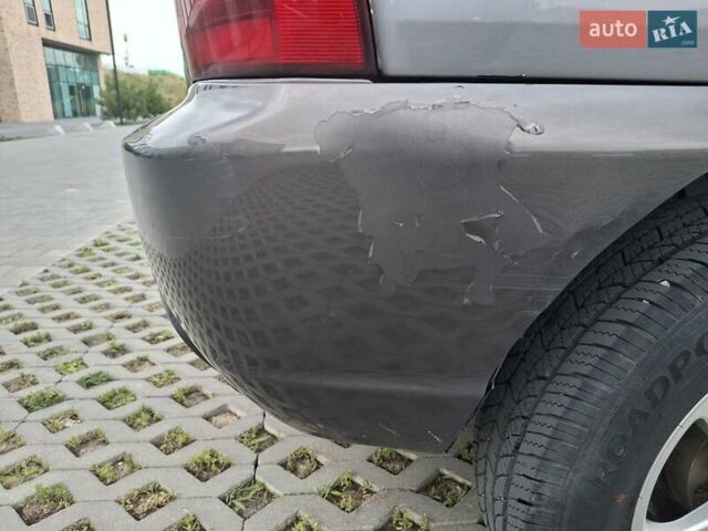 Серый Киа Sportage, объемом двигателя 2 л и пробегом 295 тыс. км за 8500 $, фото 68 на Automoto.ua