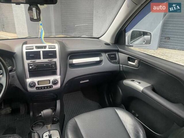 Серый Киа Sportage, объемом двигателя 2 л и пробегом 212 тыс. км за 8350 $, фото 39 на Automoto.ua