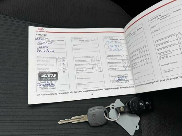 Серый Киа Sportage, объемом двигателя 2 л и пробегом 181 тыс. км за 7499 $, фото 19 на Automoto.ua