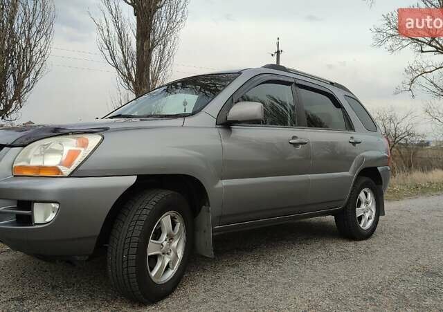 Сірий Кіа Sportage, об'ємом двигуна 2 л та пробігом 160 тис. км за 7900 $, фото 15 на Automoto.ua