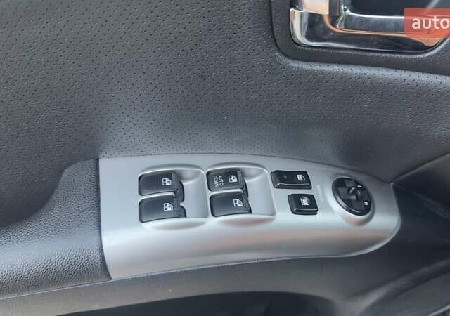 Серый Киа Sportage, объемом двигателя 2 л и пробегом 276 тыс. км за 7300 $, фото 14 на Automoto.ua