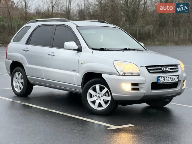 Серый Киа Sportage, объемом двигателя 2 л и пробегом 218 тыс. км за 8500 $, фото 14 на Automoto.ua