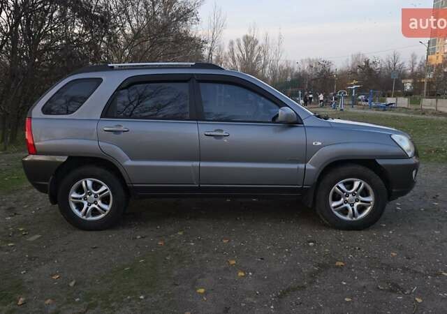 Серый Киа Sportage, объемом двигателя 1.99 л и пробегом 221 тыс. км за 8200 $, фото 5 на Automoto.ua