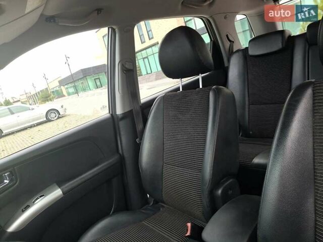 Серый Киа Sportage, объемом двигателя 2 л и пробегом 295 тыс. км за 8500 $, фото 18 на Automoto.ua