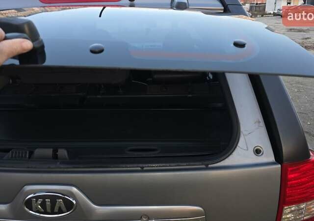 Серый Киа Sportage, объемом двигателя 1.99 л и пробегом 221 тыс. км за 8200 $, фото 16 на Automoto.ua