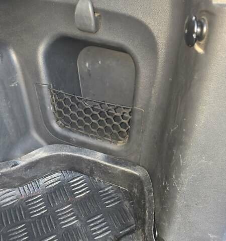 Серый Киа Sportage, объемом двигателя 1.99 л и пробегом 221 тыс. км за 8200 $, фото 19 на Automoto.ua