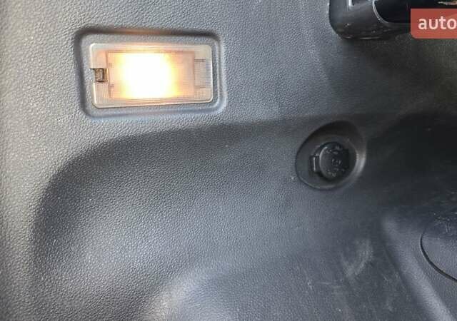 Серый Киа Sportage, объемом двигателя 1.99 л и пробегом 221 тыс. км за 8200 $, фото 22 на Automoto.ua
