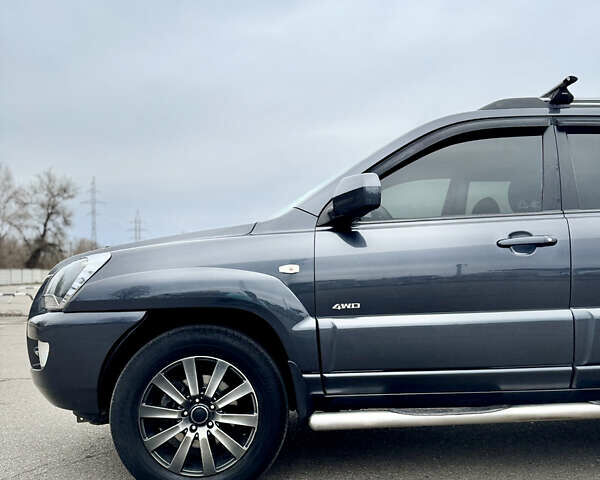 Серый Киа Sportage, объемом двигателя 2.7 л и пробегом 281 тыс. км за 7800 $, фото 33 на Automoto.ua
