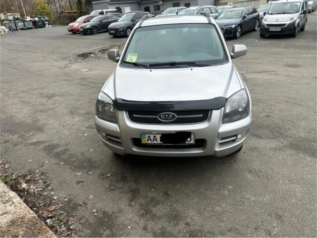 Сірий Кіа Sportage, об'ємом двигуна 2 л та пробігом 124 тис. км за 8300 $, фото 1 на Automoto.ua