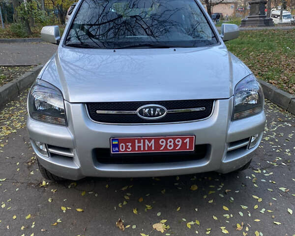 Серый Киа Sportage, объемом двигателя 2 л и пробегом 171 тыс. км за 7850 $, фото 2 на Automoto.ua