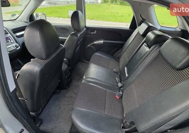 Кіа Sportage 2008 у Шостке на Automoto.ua Сірий Кіа Sportage, об'ємом двигуна 2 л та пробігом 180 тис. км за 8500 $, фото 22 на Automoto.ua