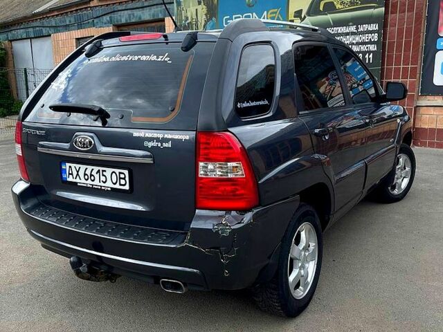 Кіа Sportage 2008 у Харкові на Automoto.ua Сірий Кіа Sportage, об'ємом двигуна 2 л та пробігом 152 тис. км за 8200 $, фото 8 на Automoto.ua